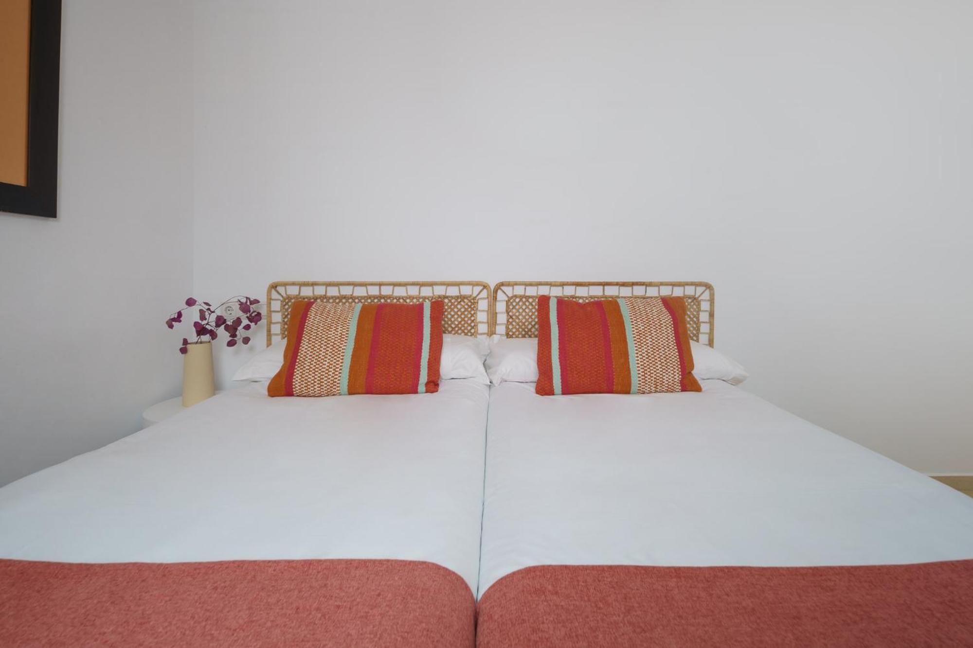 Ferienwohnung Misterhost Conde De Ibarra 2Hab, Parking Sevilla Exterior foto